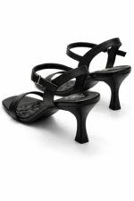 Topuklu ayakkabı - Görsel 3