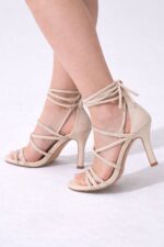 Luna Taşlı Bağcıklı Topuklu Sandalet – Bej - Görsel 5