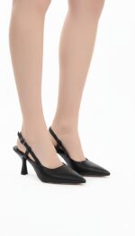 Siyah Sivri Burun Tokalı Slingback Topuklu Ayakkabı - Görsel 3