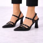 Noir Bella Çift Tokalı Topuklu Ayakkab