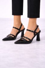 Noir Bella Çift Tokalı Topuklu Ayakkab