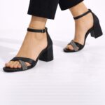 Siyah Taş Detaylı Kalın Topuklu Abiye Sandalet