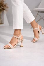 Bej Rugan Tek Bant Topuklu Sandalet - Görsel 3