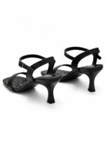 Topuklu ayakkabı - Görsel 4